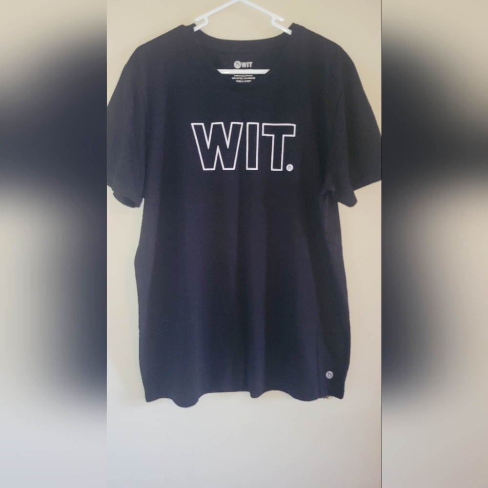 Men's XL WIT Fitness t shirt